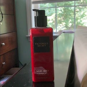 Victoria Secret Very Sexy Lotion